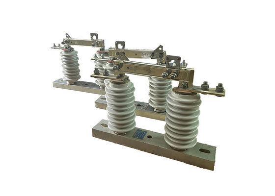 عازل الجهد العالي من مرحلة واحدة مفتاح البورسلين خارجية فراغ مقطع 1250A 12kV للمحطة الفرعية
